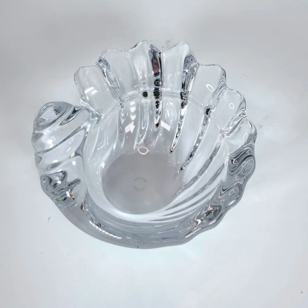 Clear Crystal Seashell Trinket or candy bowl‎ by Vannes made in France